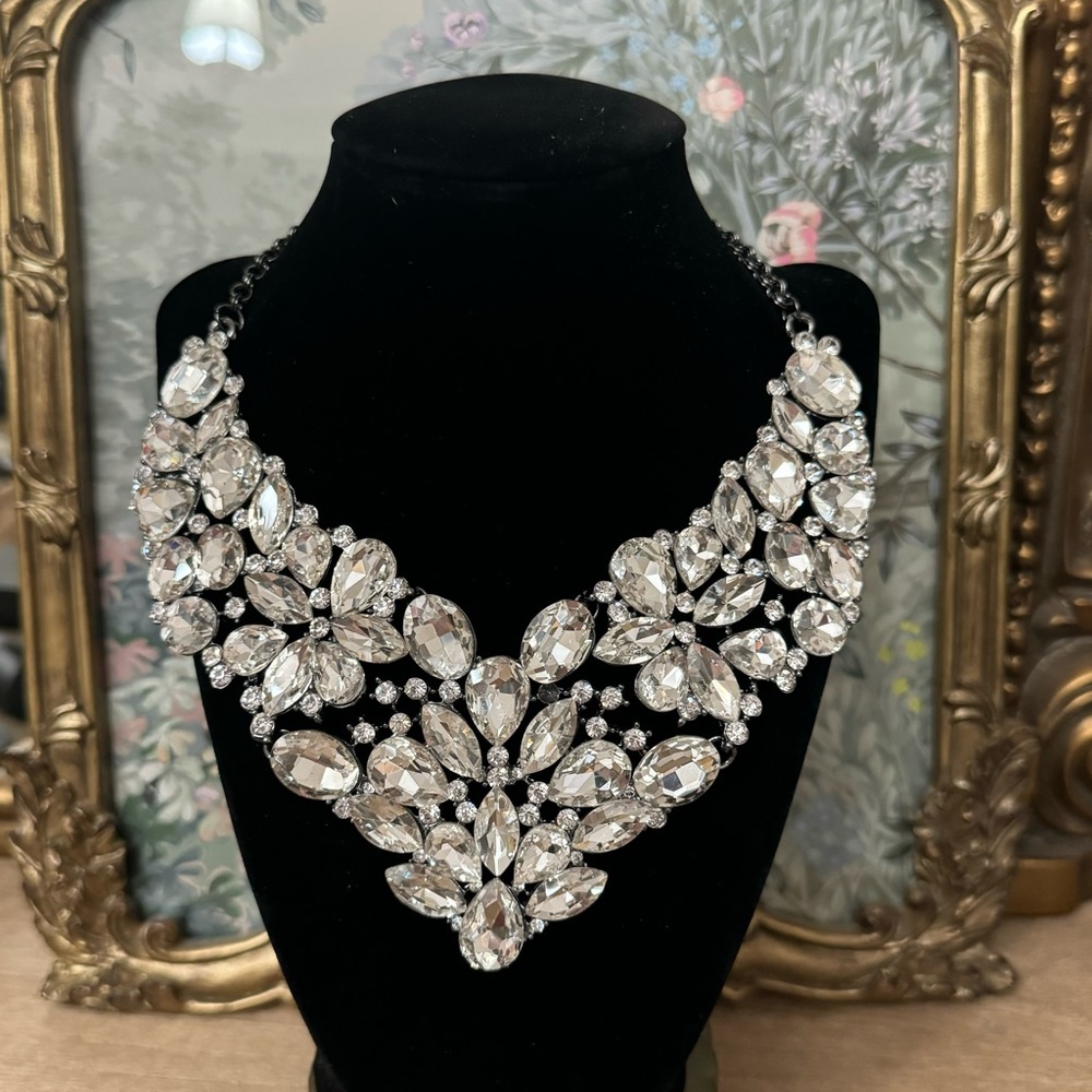 Singh Amrita Singh Silver Statement Necklace